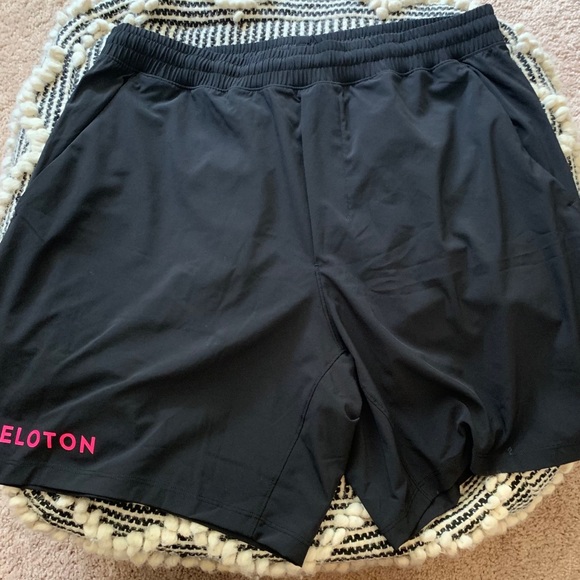 lululemon athletica | Shorts 